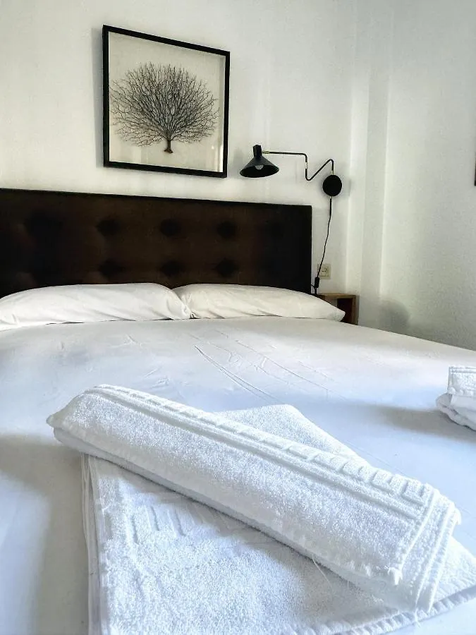 Local Granada Penthouse Apartment